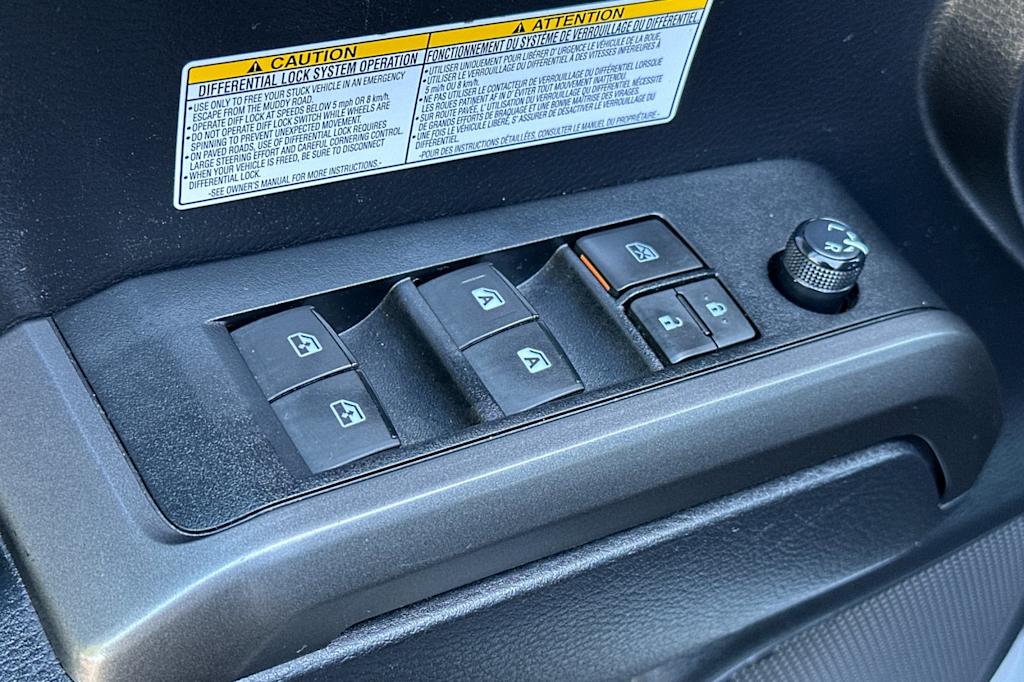 Thumbnail: 2019 Toyota Tacoma - 22