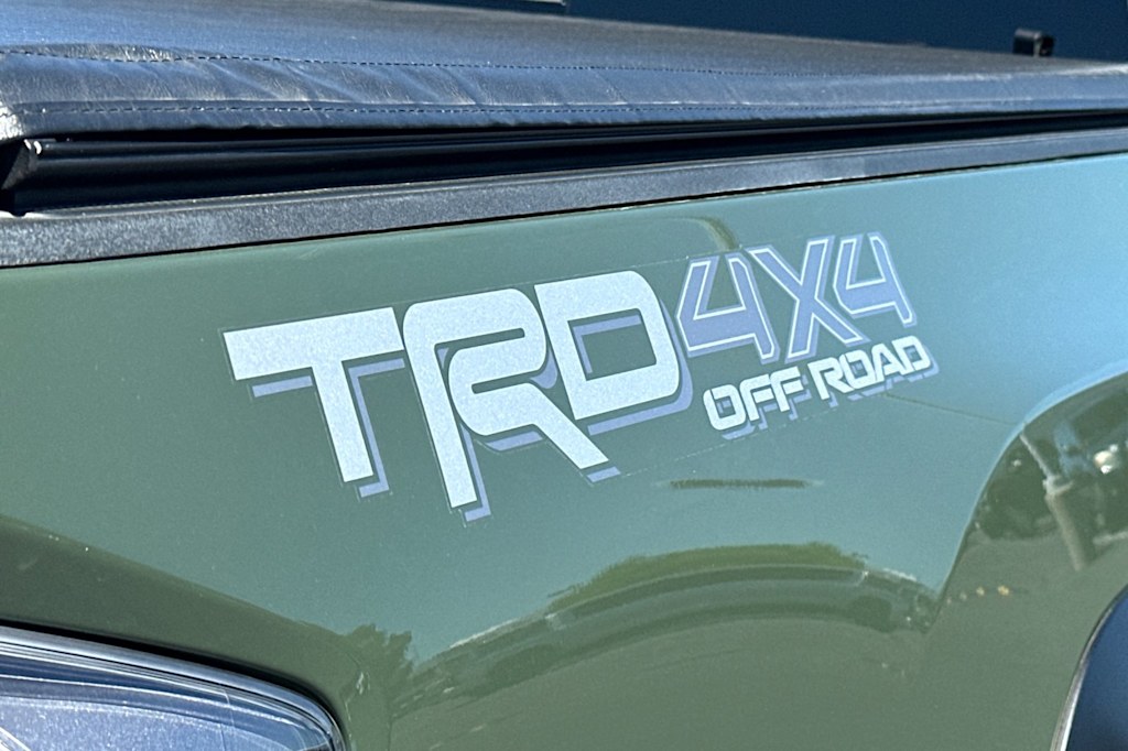 Thumbnail: 2021 Toyota Tacoma - 7