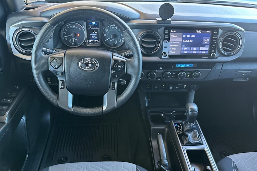 Thumbnail: 2021 Toyota Tacoma - 12