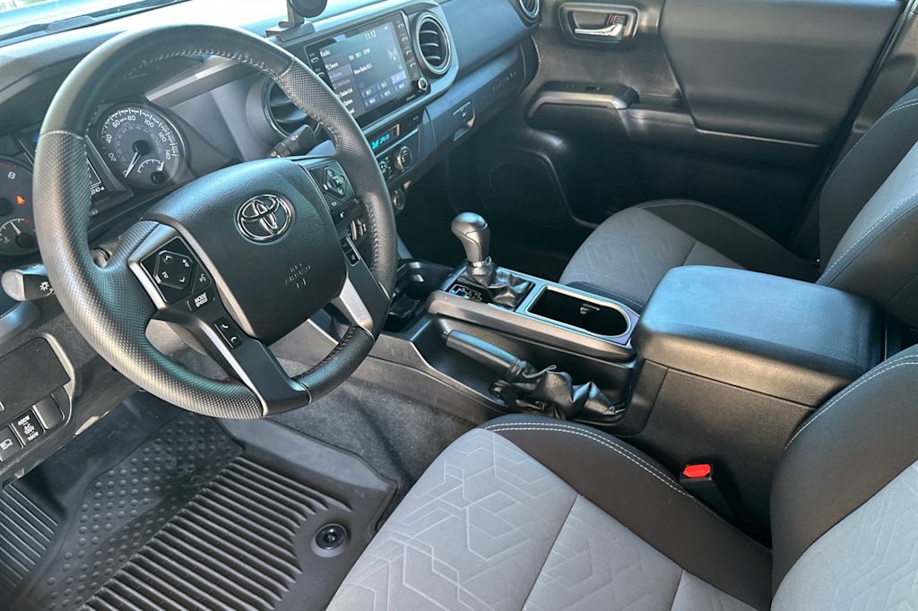 Thumbnail: 2021 Toyota Tacoma - 9