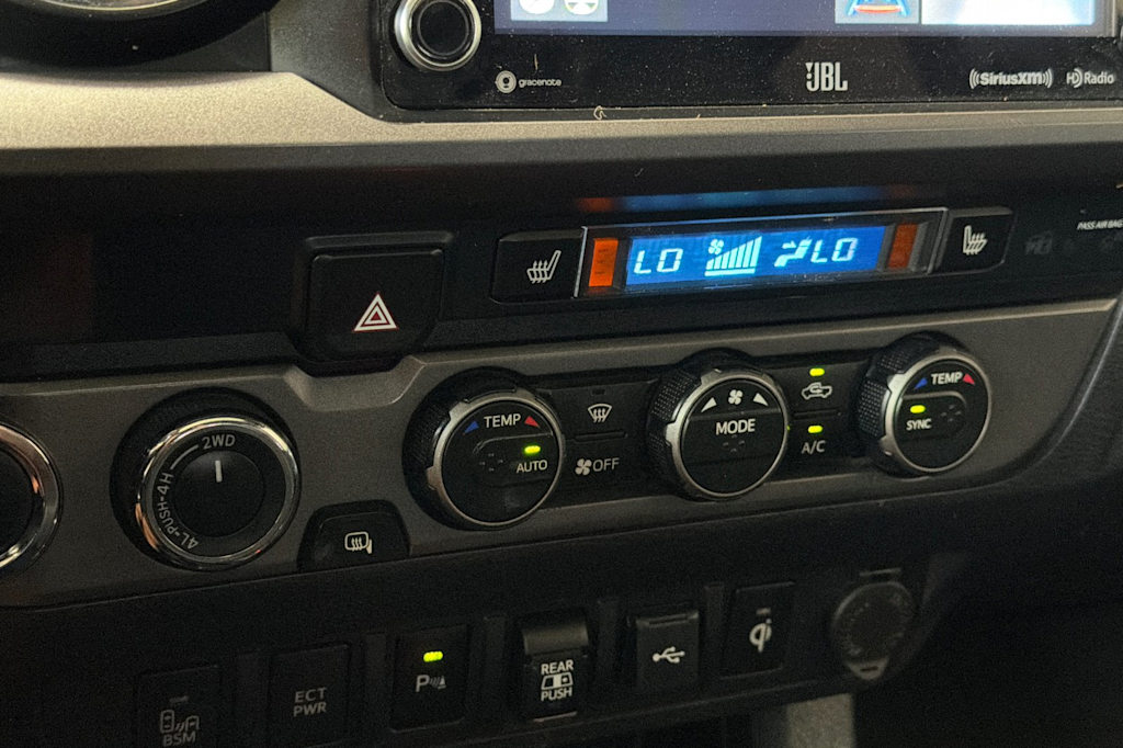 Thumbnail: 2023 Toyota Tacoma - 27