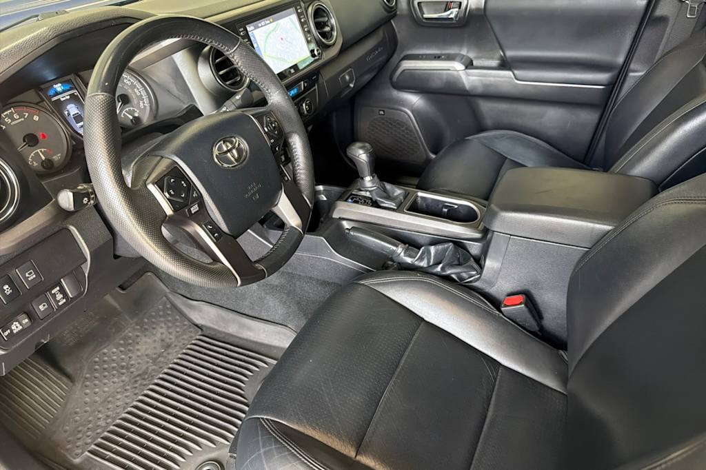 Thumbnail: 2023 Toyota Tacoma - 10