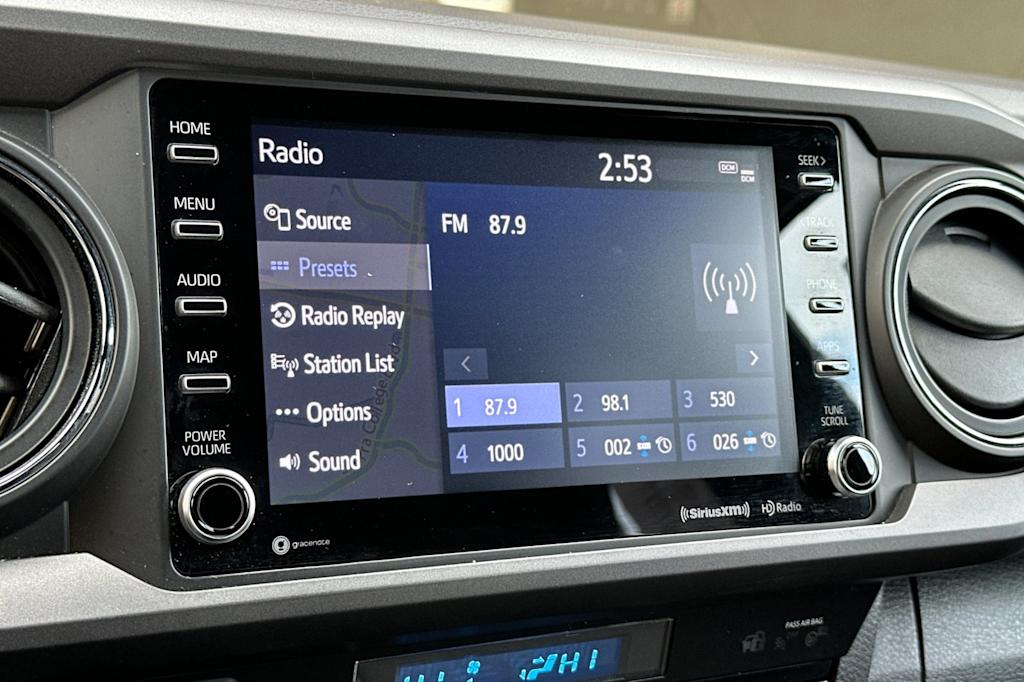 Thumbnail: 2022 Toyota Tacoma - 14