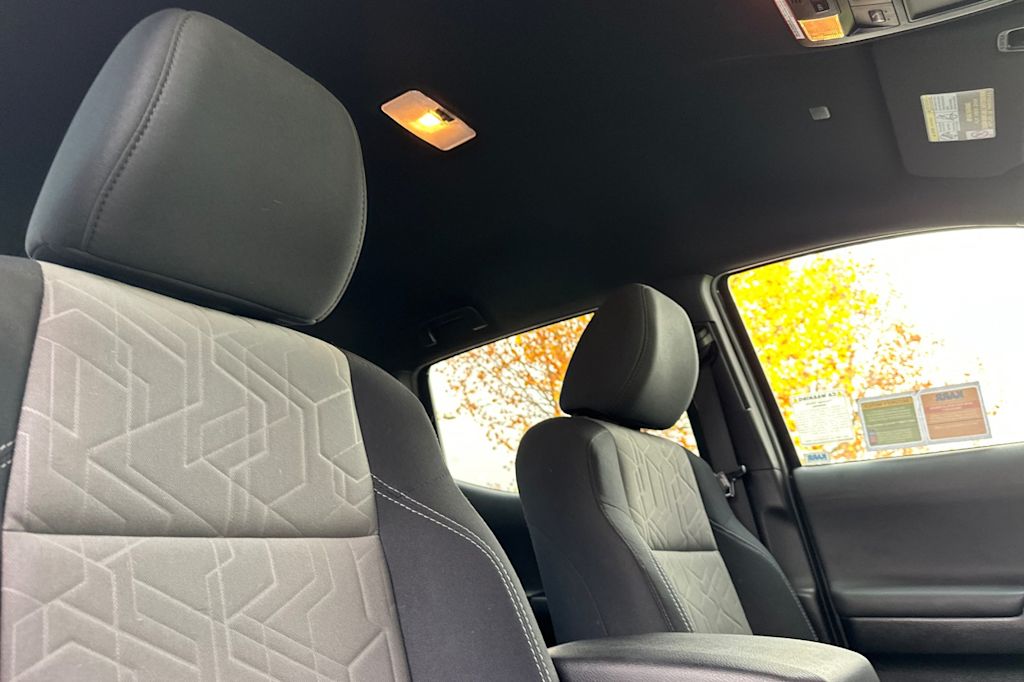 Thumbnail: 2022 Toyota Tacoma - 11