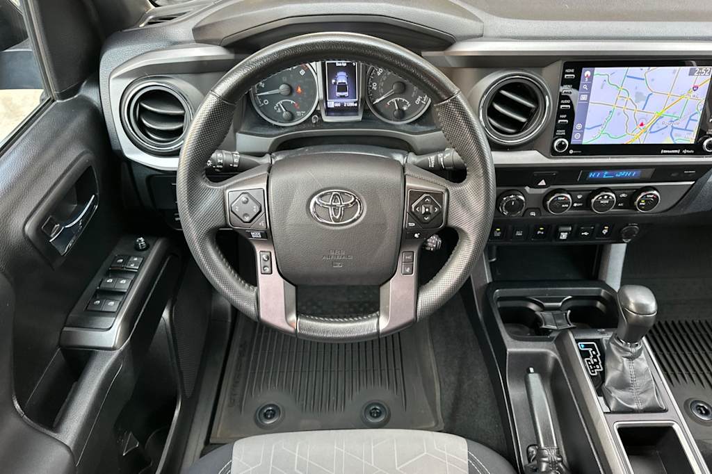 Thumbnail: 2022 Toyota Tacoma - 9