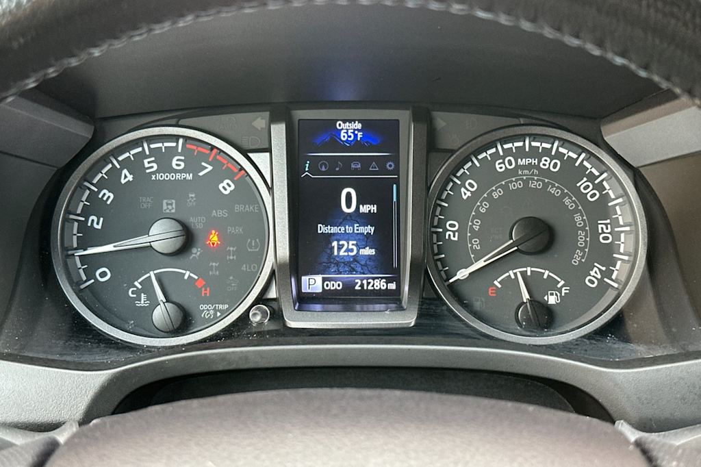 Thumbnail: 2022 Toyota Tacoma - 16