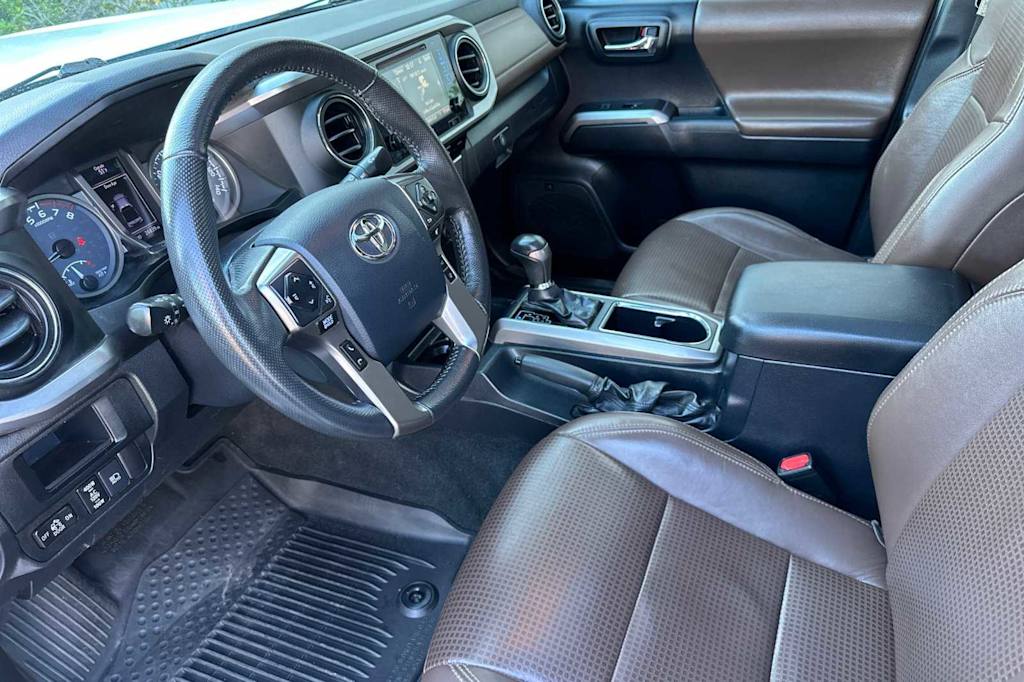 2018 Toyota Tacoma Limited 9