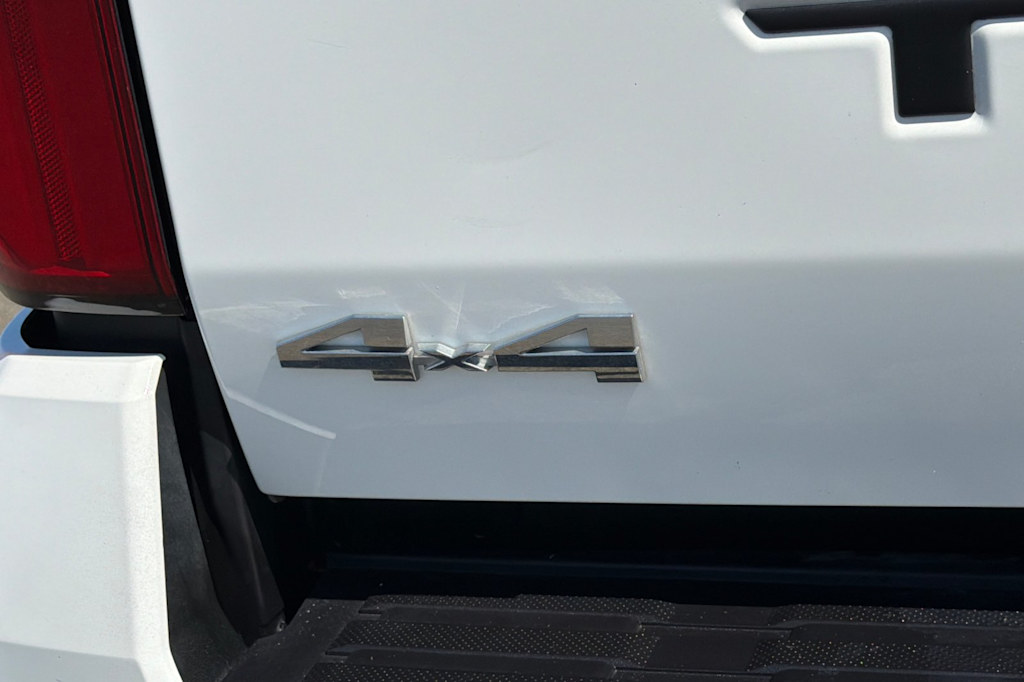 Thumbnail: 2024 Toyota Tacoma - 7
