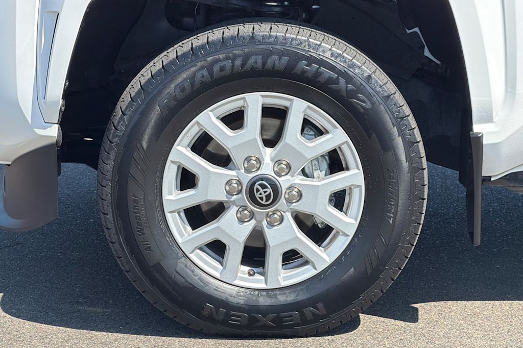 Thumbnail: 2024 Toyota Tacoma - 8