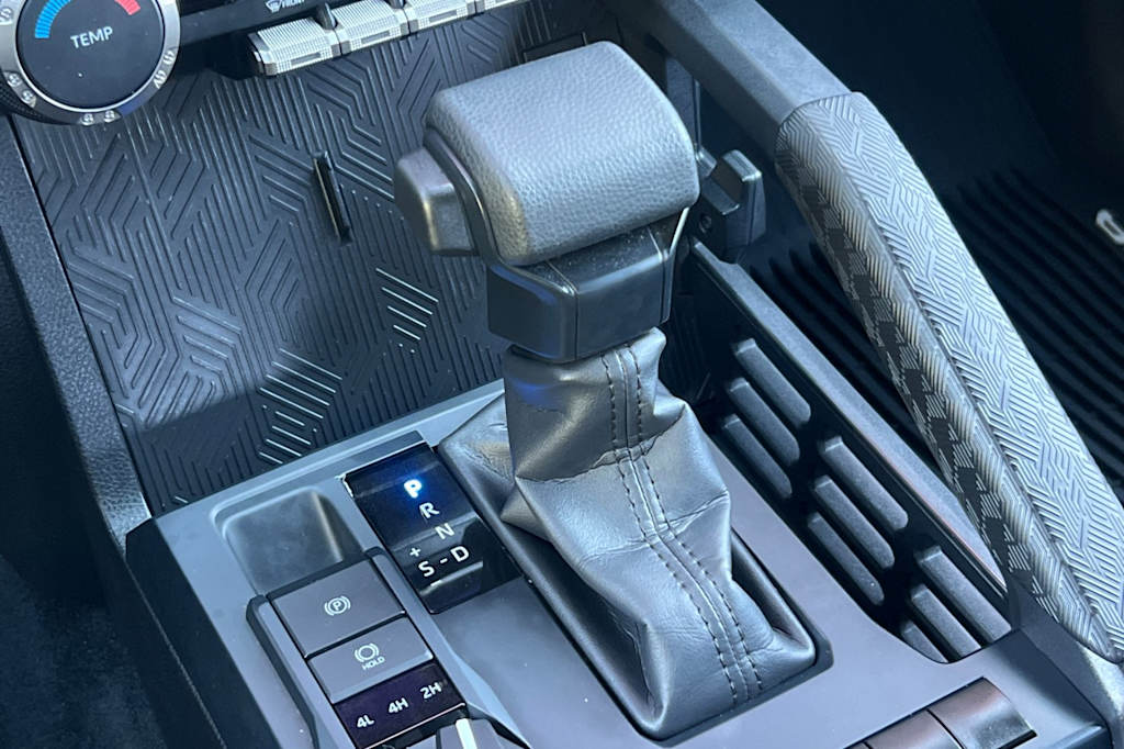 Thumbnail: 2025 Toyota Tacoma - 15