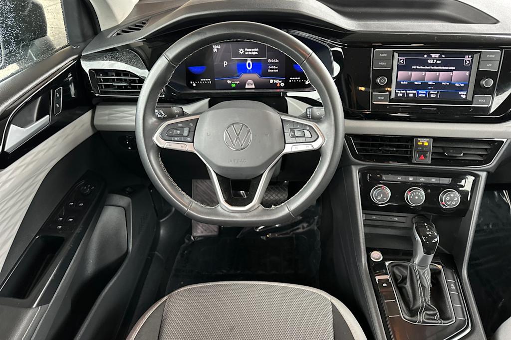 Thumbnail: 2024 Volkswagen Taos - 10