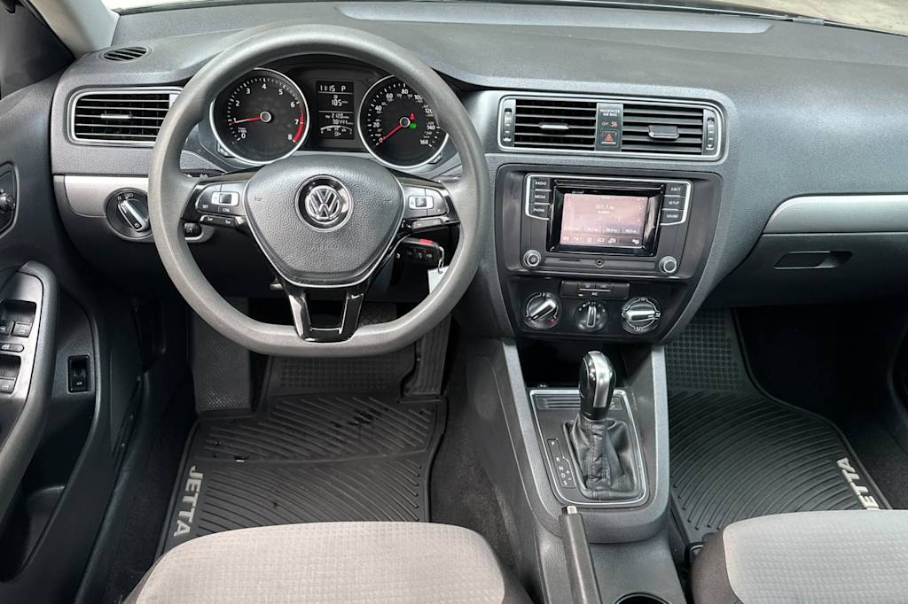 Thumbnail: 2017 Volkswagen Jetta - 12