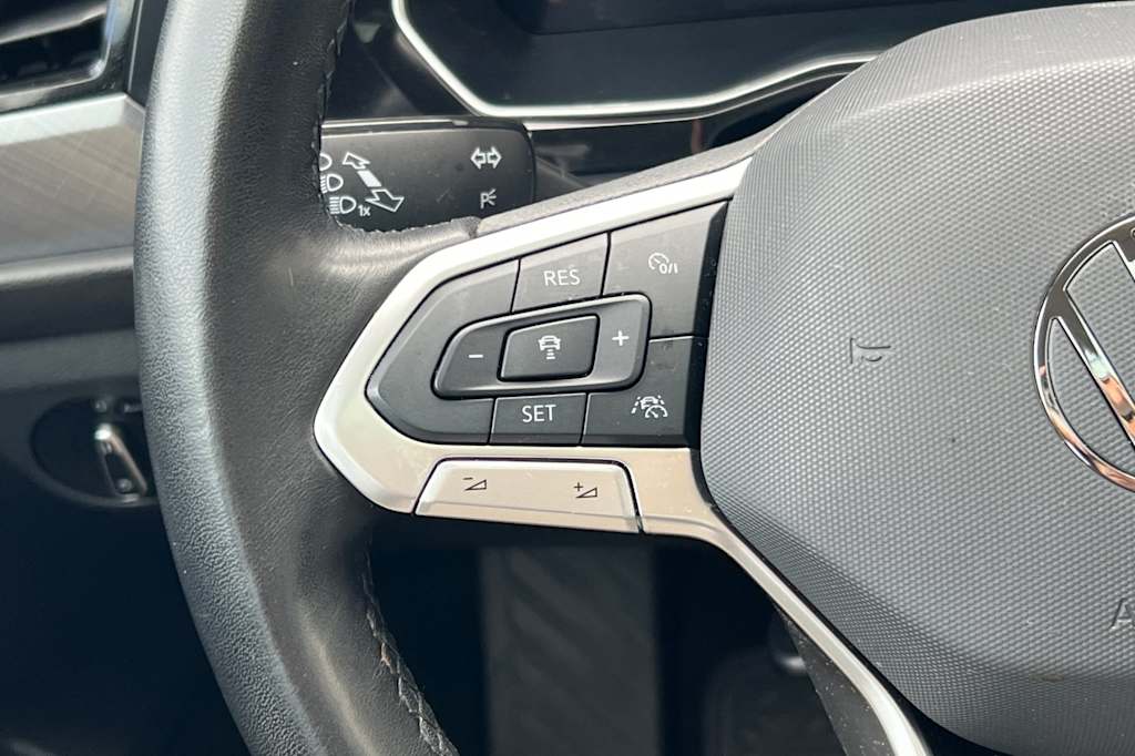 Thumbnail: 2024 Volkswagen Jetta - 28