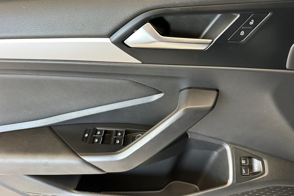 Thumbnail: 2021 Volkswagen Jetta - 20