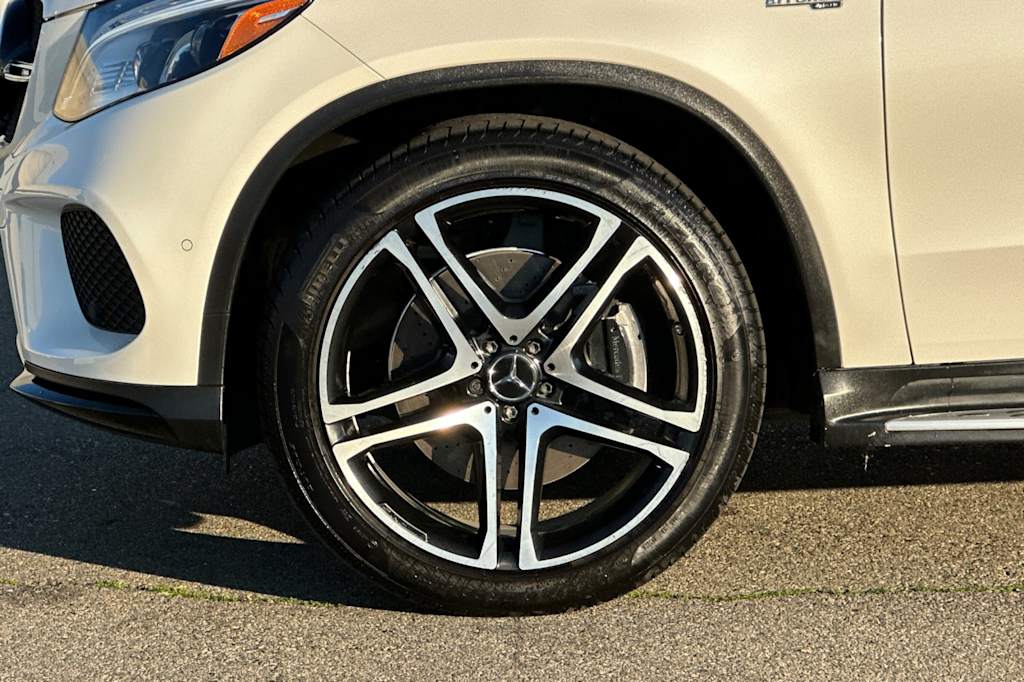 Thumbnail: 2019 Mercedes-Benz GLE - 8