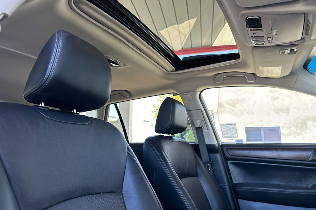 Thumbnail: 2015 Subaru Outback - 24