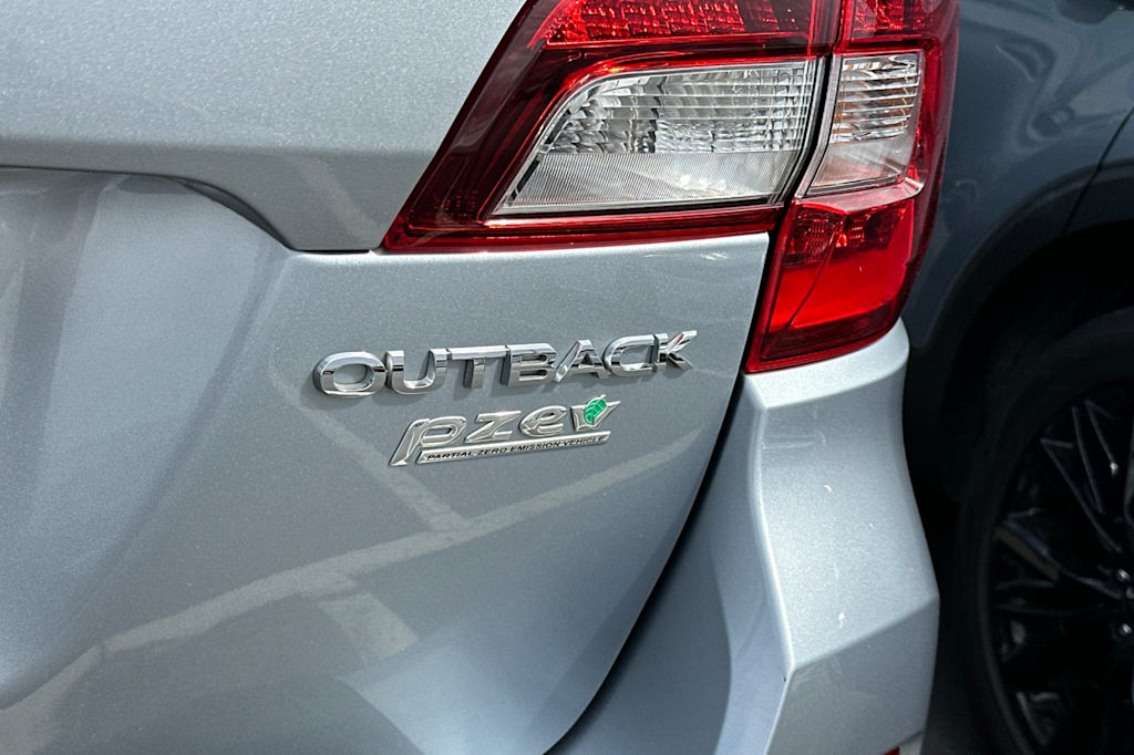 Thumbnail: 2017 Subaru Outback - 8