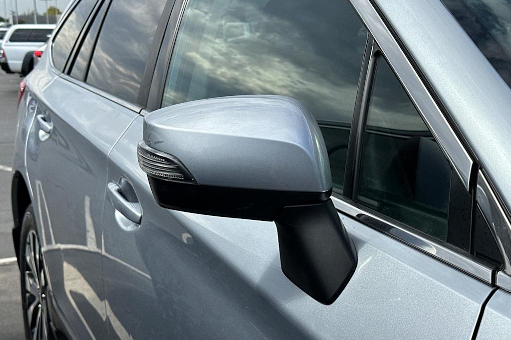 Thumbnail: 2017 Subaru Outback - 13