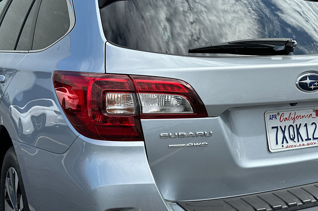 Thumbnail: 2017 Subaru Outback - 15