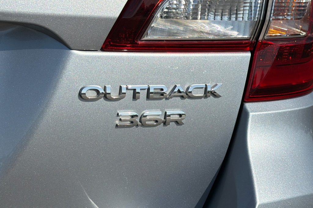 Thumbnail: 2017 Subaru Outback - 35