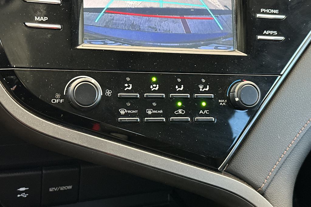 Thumbnail: 2019 Toyota Camry - 25