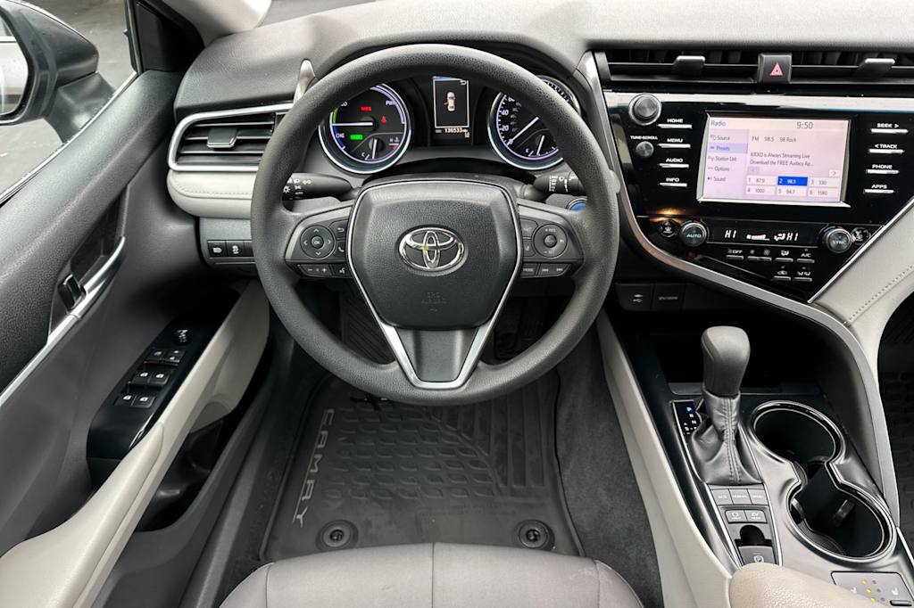 Thumbnail: 2018 Toyota Camry - 12