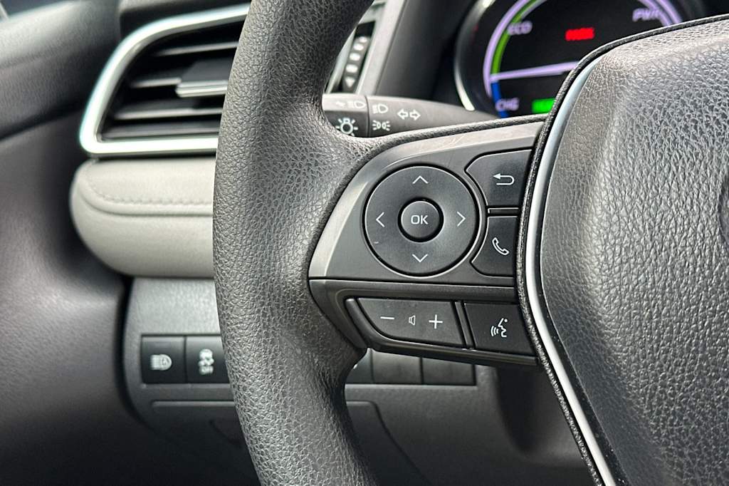 Thumbnail: 2018 Toyota Camry - 28