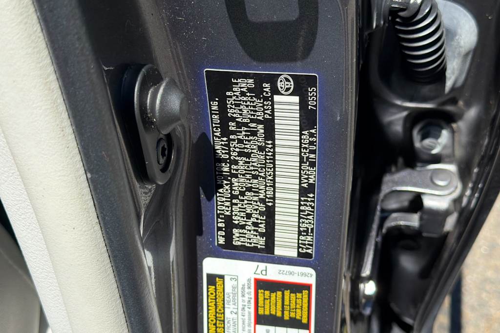 Thumbnail: 2014 Toyota Camry - 16