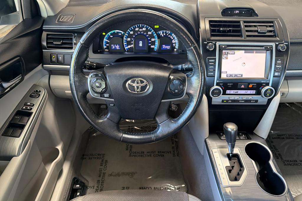 Thumbnail: 2014 Toyota Camry - 8