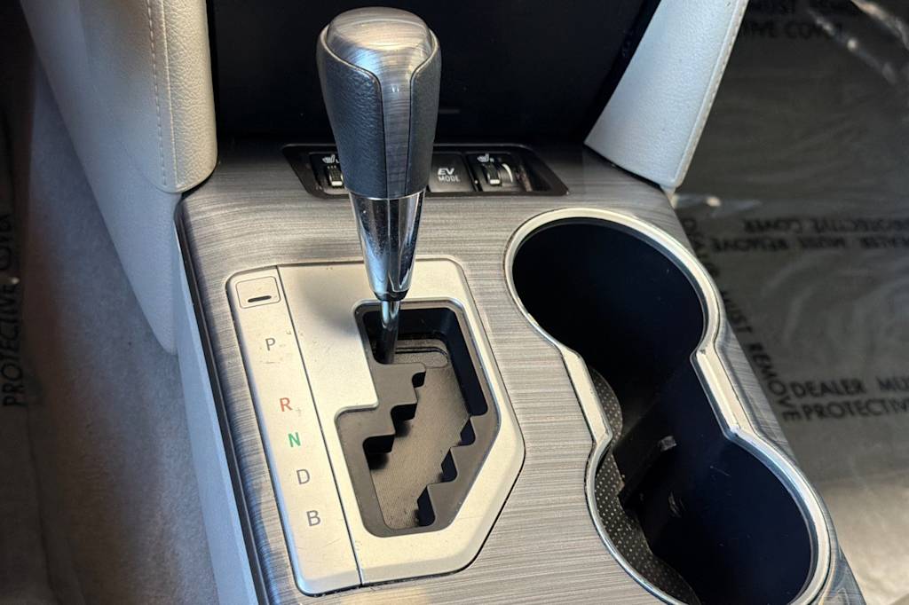 Thumbnail: 2014 Toyota Camry - 14