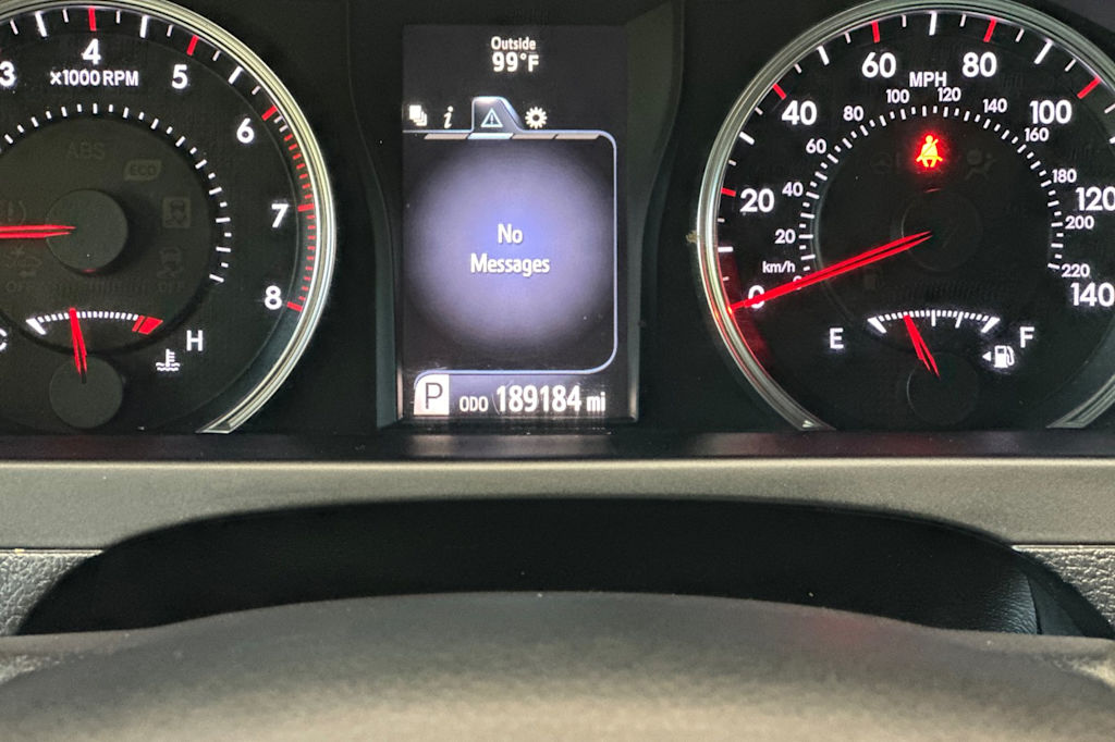Thumbnail: 2016 Toyota Camry - 29