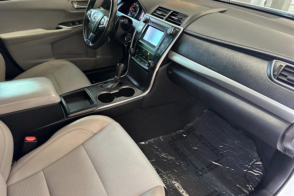Thumbnail: 2016 Toyota Camry - 13