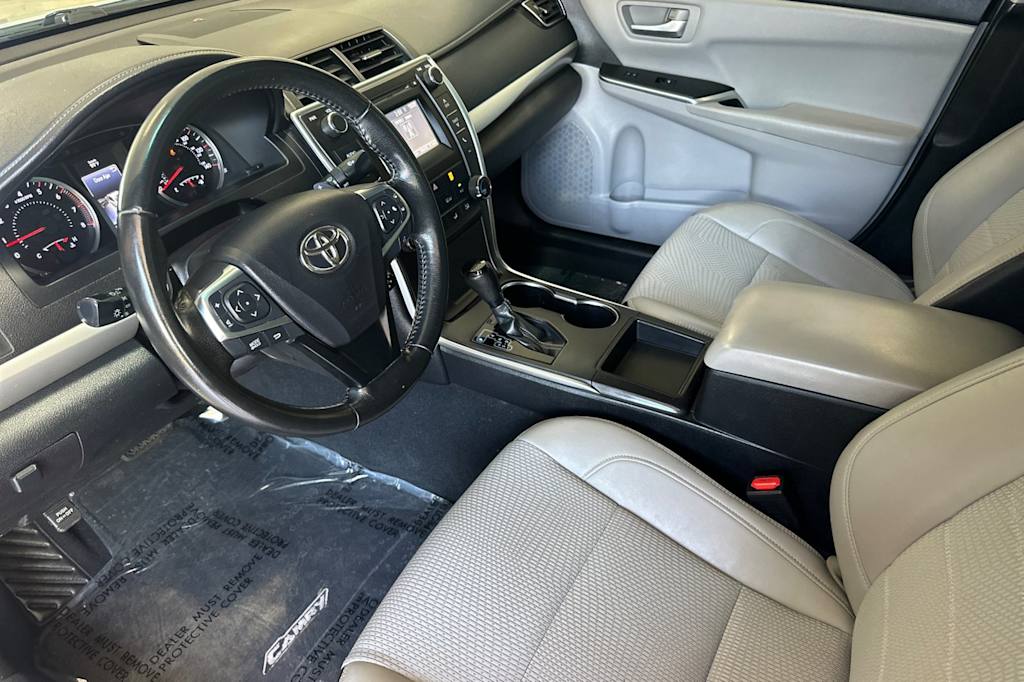 Thumbnail: 2016 Toyota Camry - 9