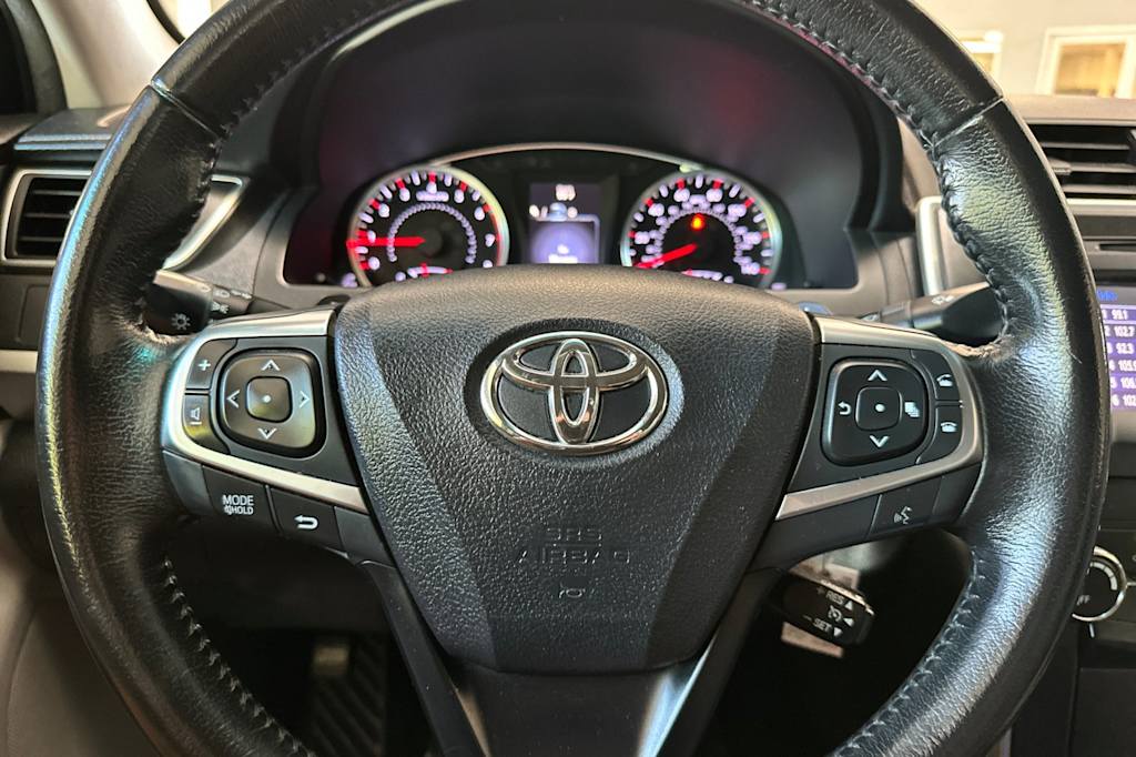 Thumbnail: 2016 Toyota Camry - 26