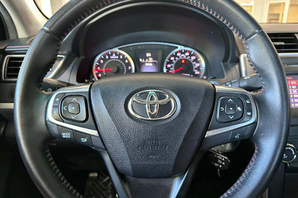 Thumbnail: 2016 Toyota Camry - 26