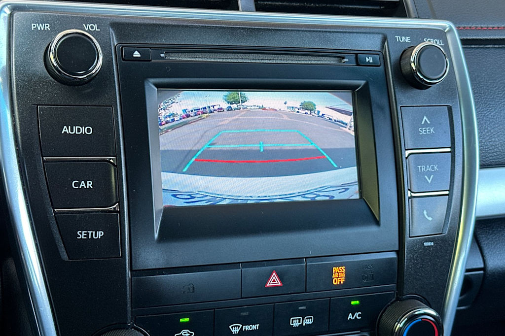 Thumbnail: 2016 Toyota Camry - 25