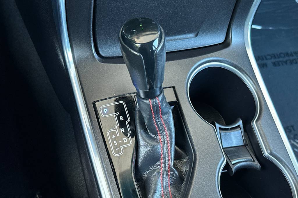 Thumbnail: 2016 Toyota Camry - 15