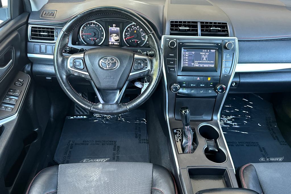 Thumbnail: 2016 Toyota Camry - 13