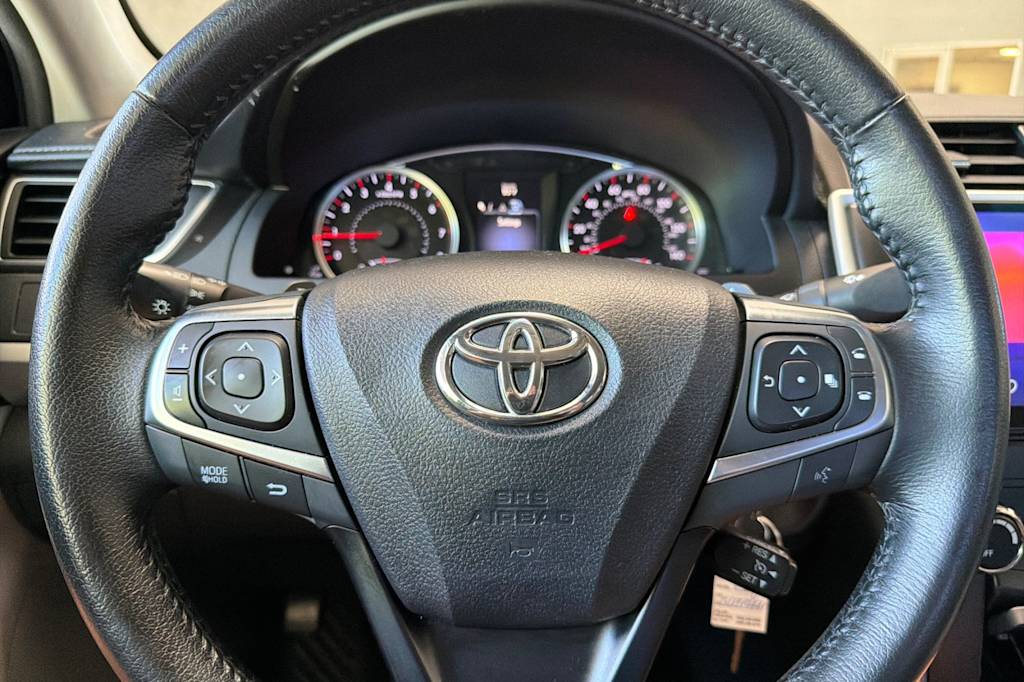 Thumbnail: 2016 Toyota Camry - 26