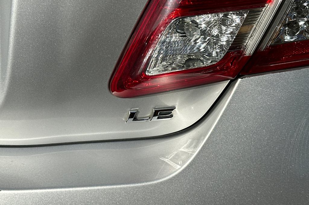 Thumbnail: 2010 Toyota Camry - 9