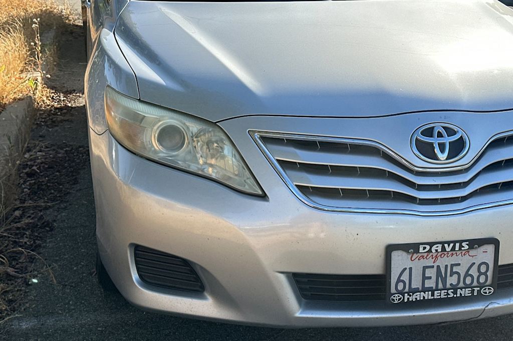 Thumbnail: 2010 Toyota Camry - 10
