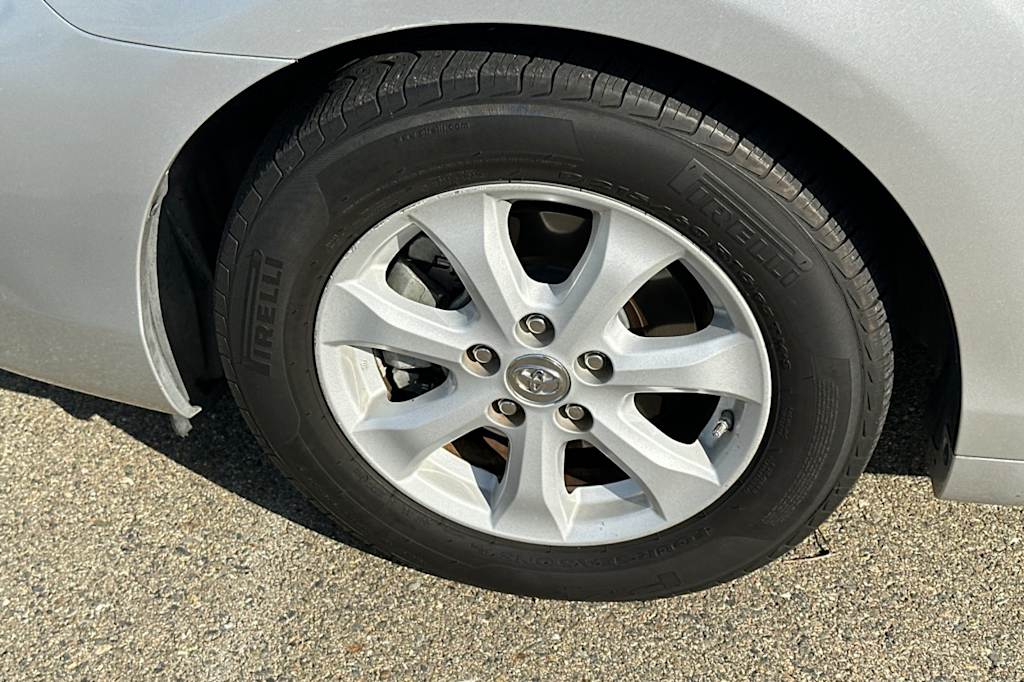 Thumbnail: 2010 Toyota Camry - 20