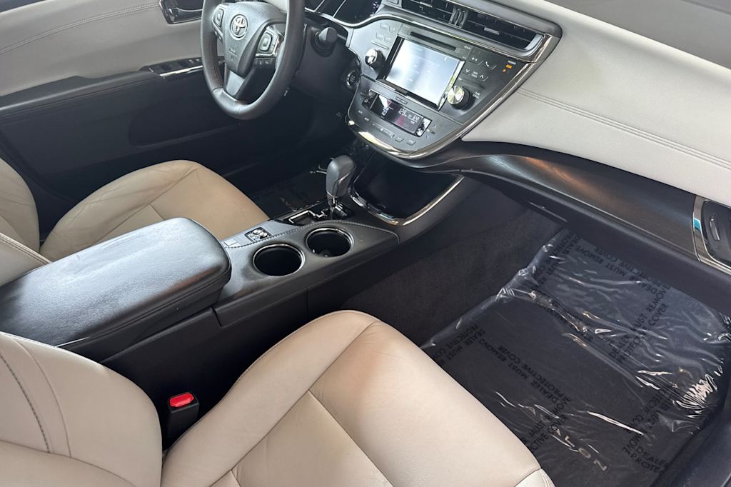 2017 Toyota Avalon XLE 12