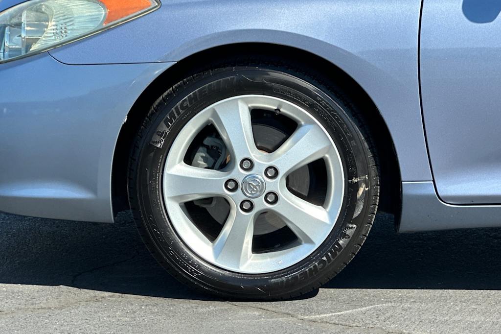 Thumbnail: 2004 Toyota Camry Solara - 8