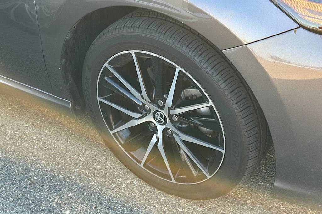 Thumbnail: 2023 Toyota Camry - 6