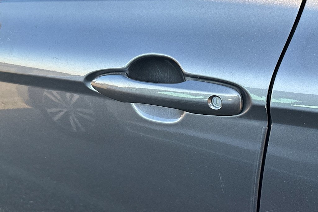 Thumbnail: 2023 Toyota Camry - 20