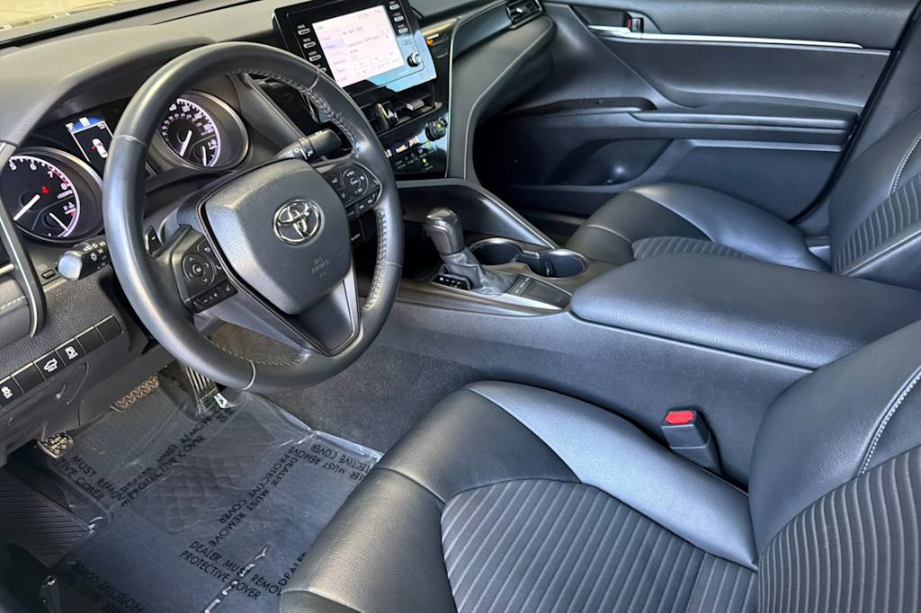 Thumbnail: 2022 Toyota Camry - 9