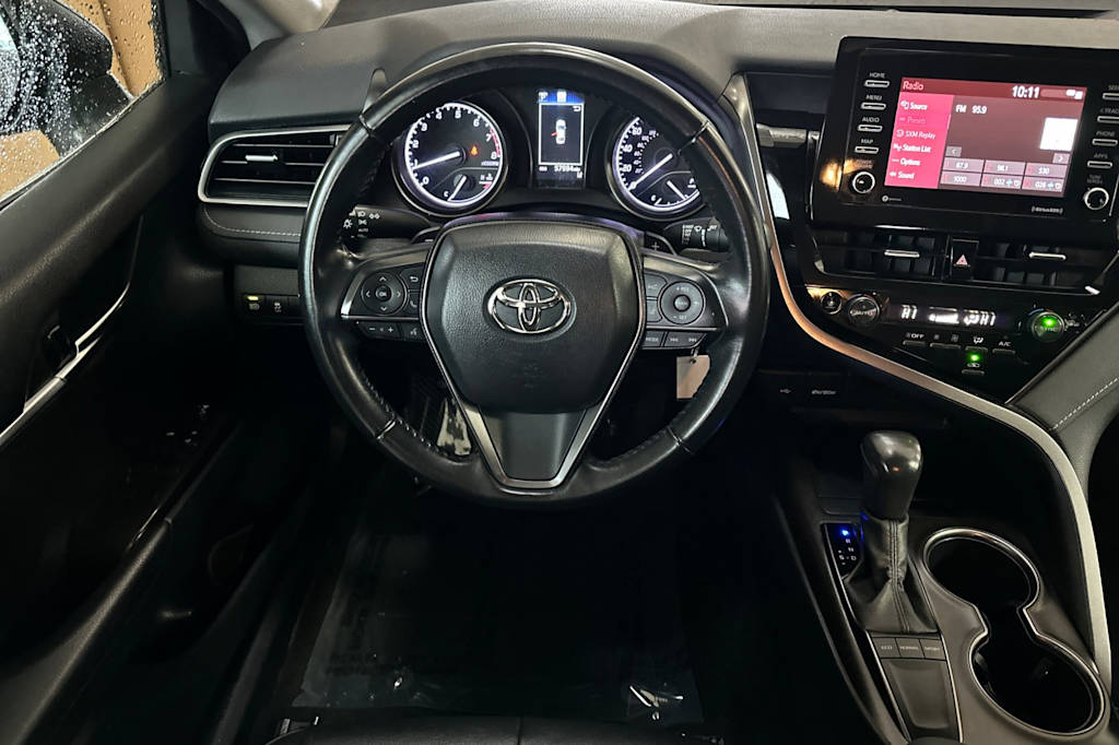 2022 Toyota Camry SE 9