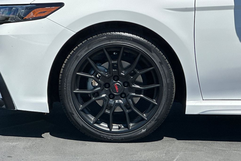 Thumbnail: 2021 Toyota Camry - 8