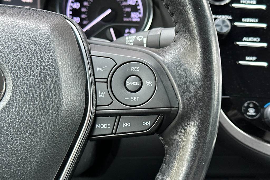 Thumbnail: 2020 Toyota Camry - 28